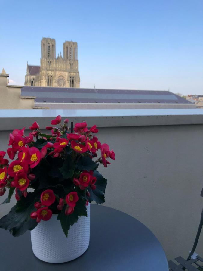 Studio Cosy Vue Cathedrale Реймс Екстериор снимка